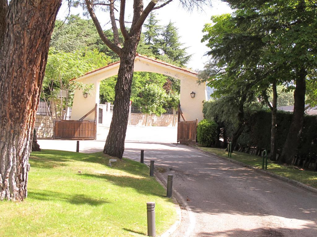 Hotel Rural Spa & Wellness Hacienda Los Robles Navacerrada Extérieur photo