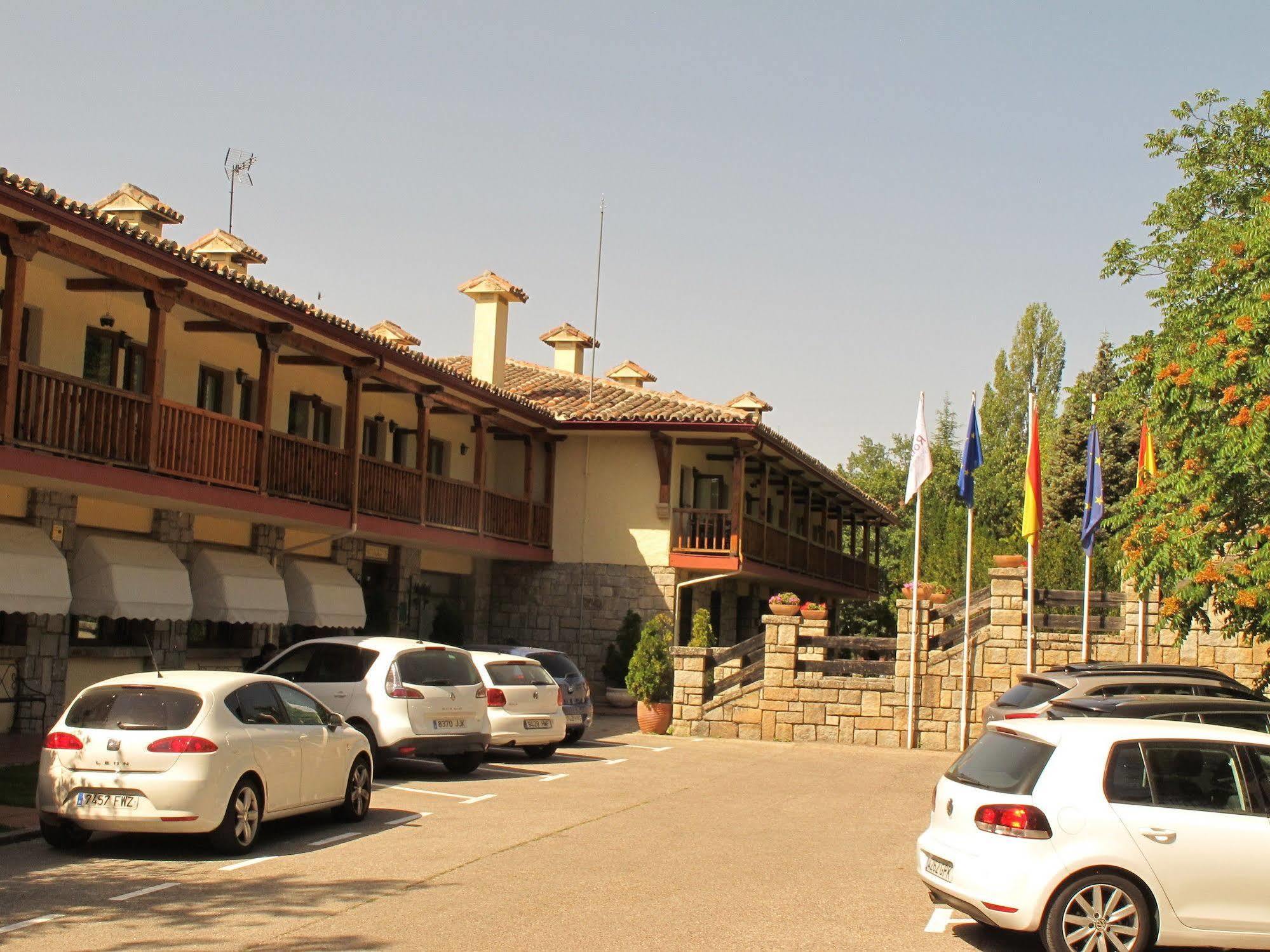 Hotel Rural Spa & Wellness Hacienda Los Robles Navacerrada Extérieur photo