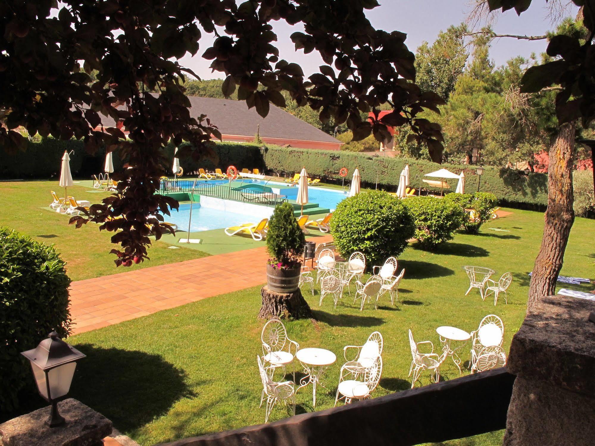 Hotel Rural Spa & Wellness Hacienda Los Robles Navacerrada Extérieur photo